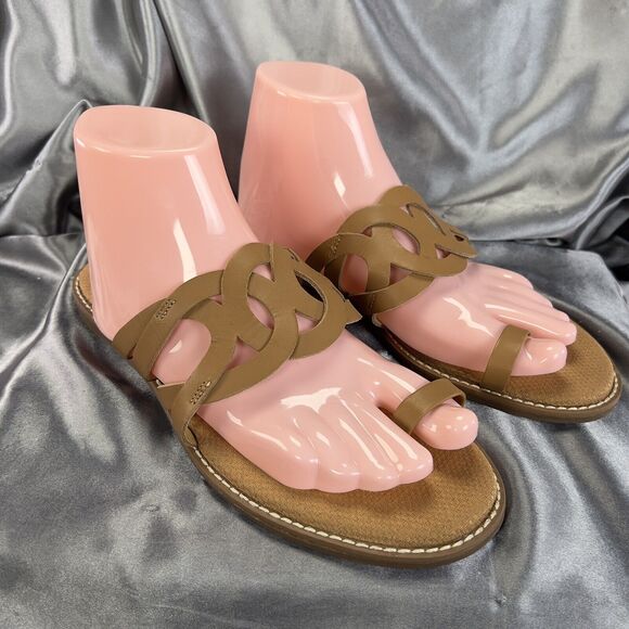 Crown Brown Women's Sandals - Picture 1 of 16